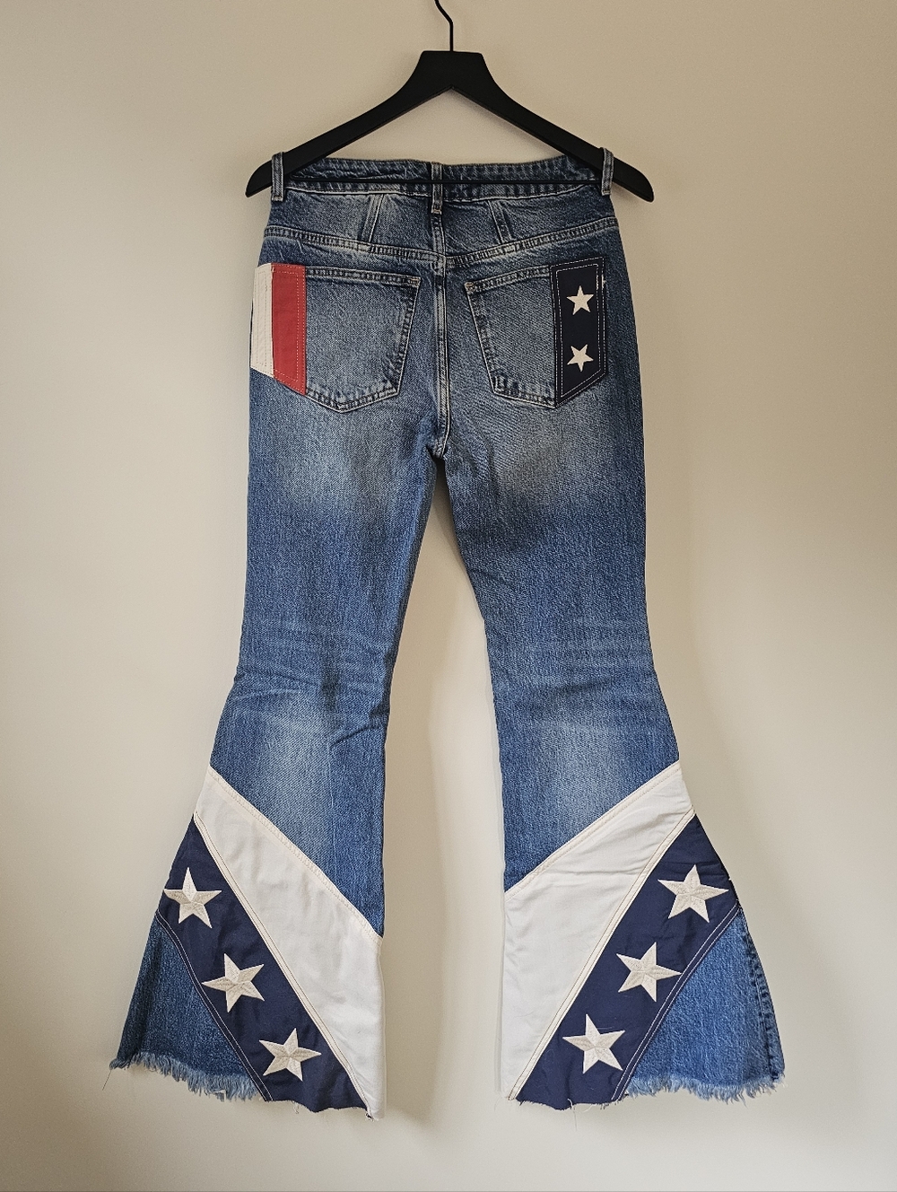 NWT Free People Betsy Flare Jeans - Picture 9 of 9